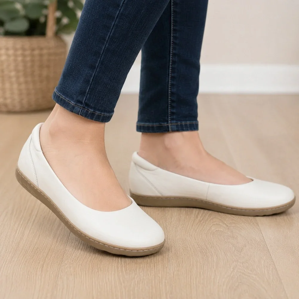 Earth Etlanden Leather Ballet Flats Ivory Comfort Slip On Shoes Women's 9.5M